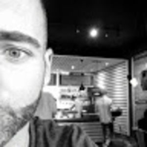 Meet your Posher, Dominic